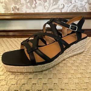 New in box black sandals